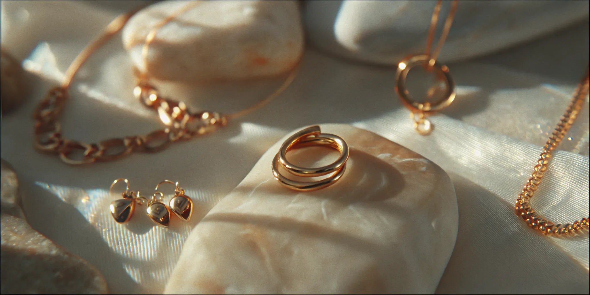 Modern fine jewelry in a West Palm Beach boutique display