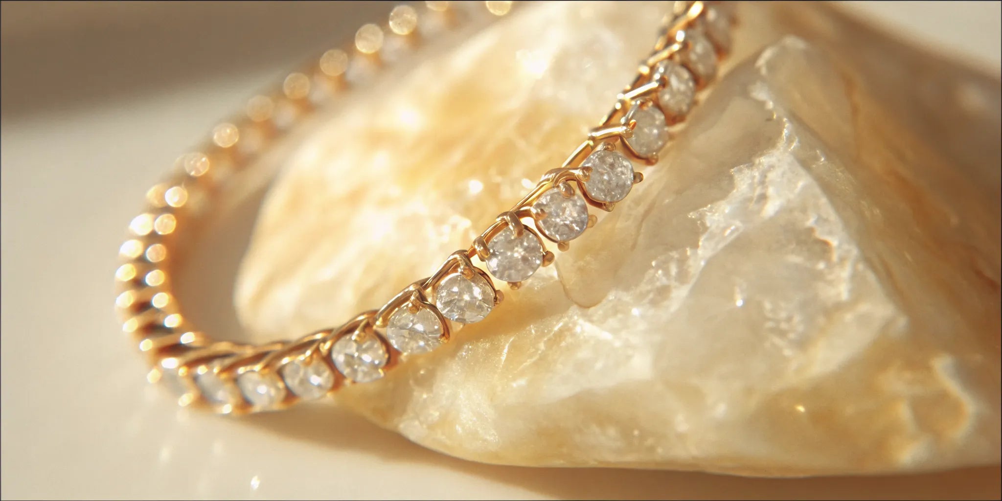 A brilliant diamond tennis bracelet in a classic white gold setting.