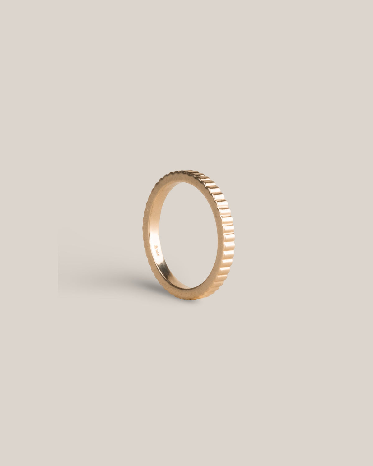 Basic Ribbed Gold Band