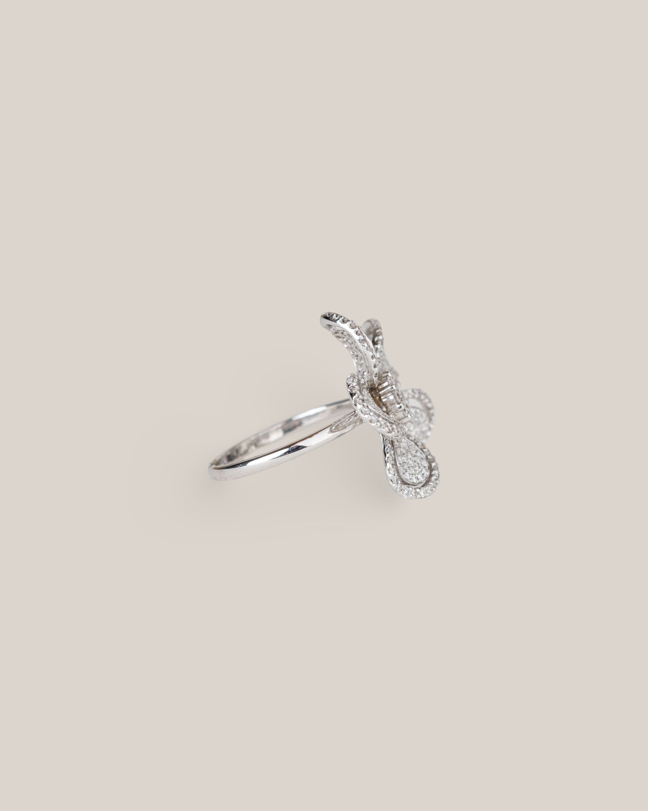 14kw 1.25ct Petal Pave Flower Ring Sz 8
